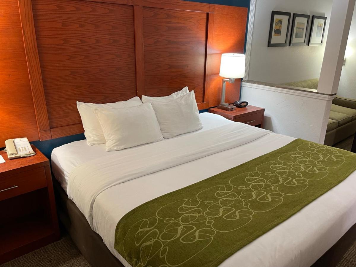 Comfort Suites Lake Charles Zewnętrze zdjęcie